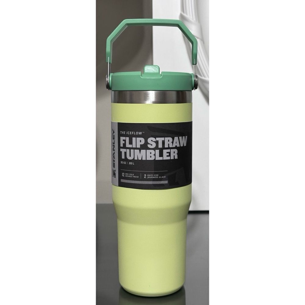 Stanley IceFlow Flip Straw Tumbler 30oz, CITRON‎ YELLOW